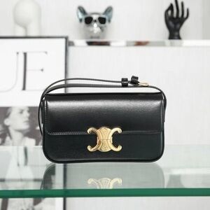 🎄Celine Triomphe Bag in Shiny Black Calfskin